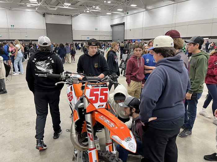 essaie un métier 8 oct 2024 4